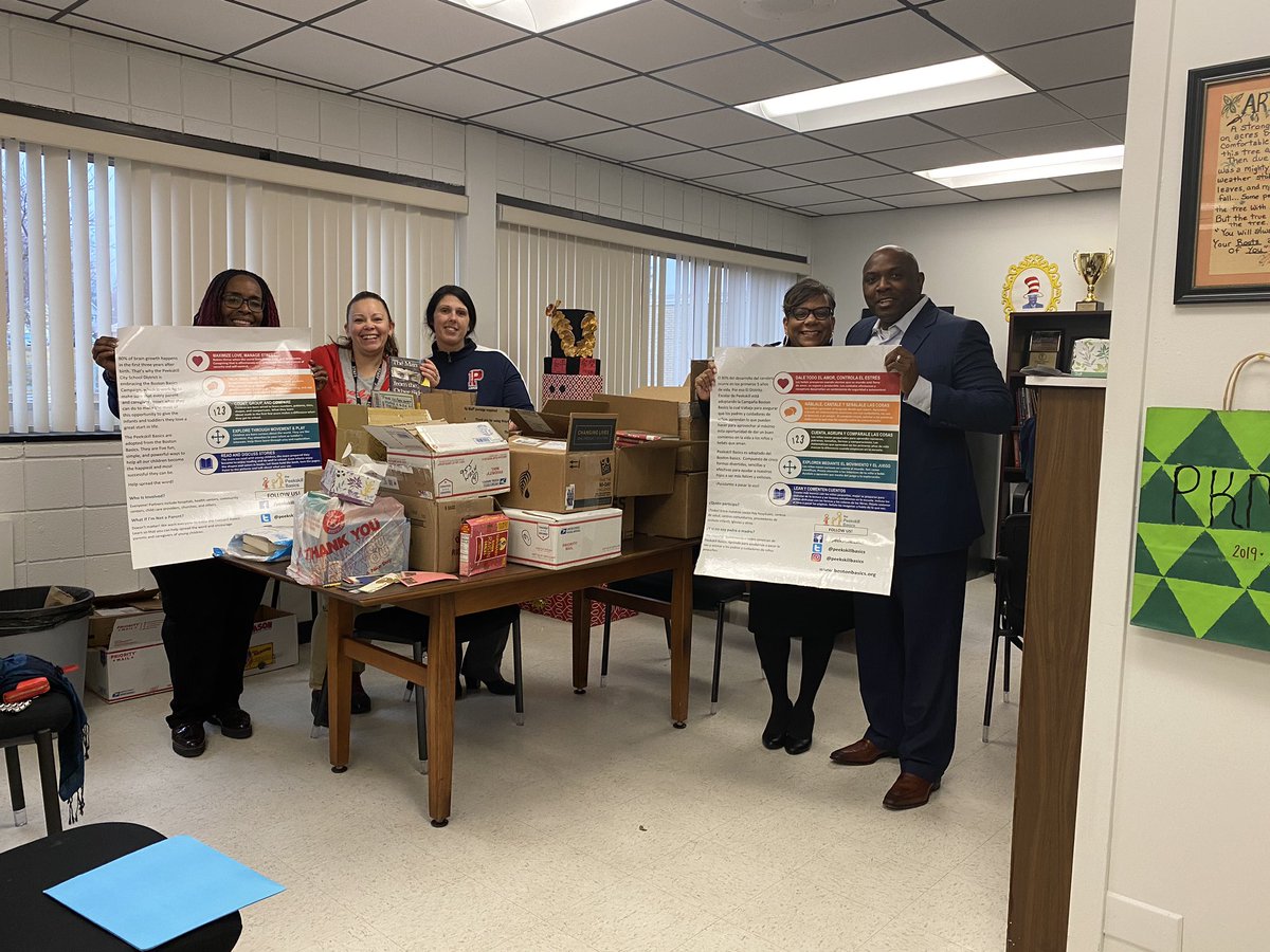 DrJFerris's tweet image. Operation Paperback/NY Army National Guard supporting PHS and Peekskill Basics. #peekskillbasics #peekskillpride #Newyorkarmynationalguard