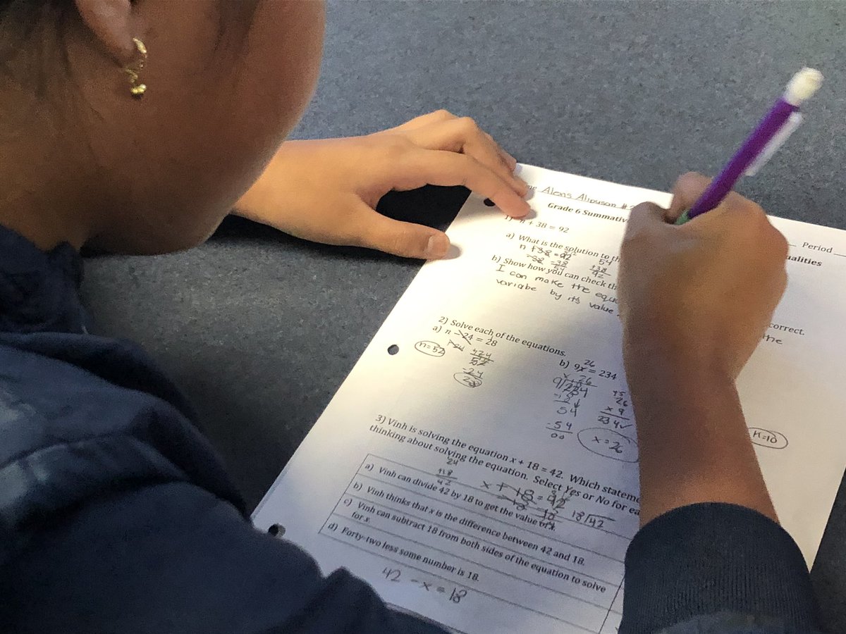 eleanorfelker90's tweet image. Warms my math heart when kids use strategies taught and learned. #owliewood #todosmath #NSDNow