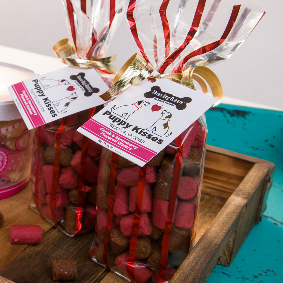 Puppy Kisses! 😘

#threedogbakery #lasvegas #dogbakery #dogtreats #ValentinesDay