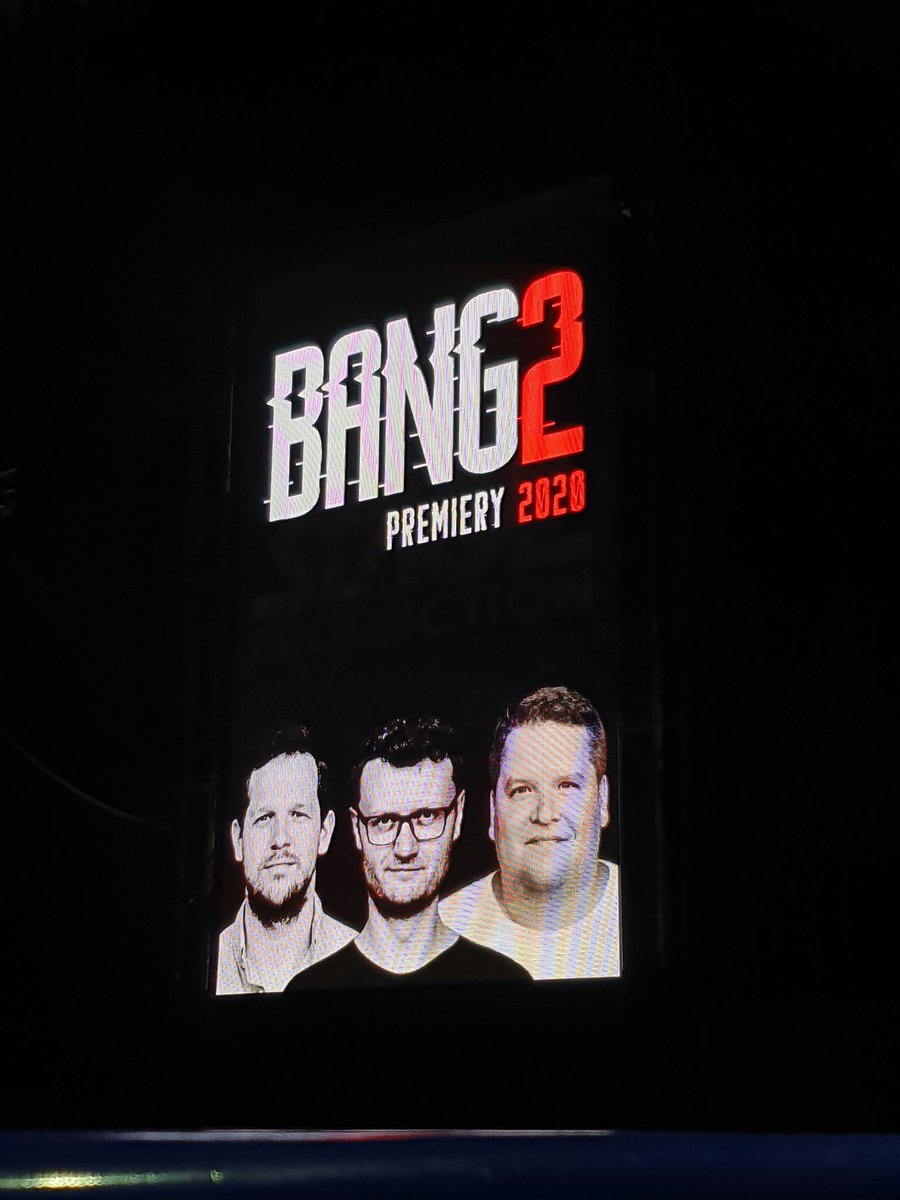 PatoTomczyk's tweet image. Ciekawe czy na tych kabaretach będzie chłop przebrany za babę? #Bang2