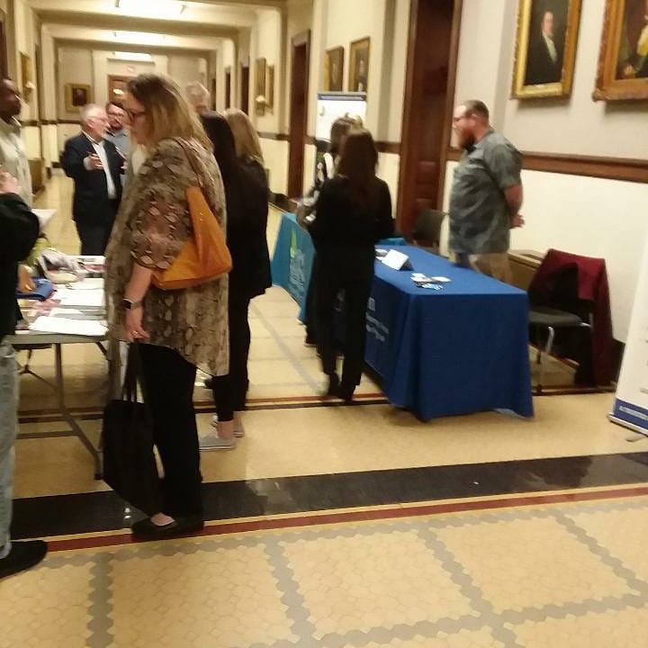 rechpauline's tweet image. The Drug war is a huge pipeline fueling mass incarceration...Get Educated...Get Informed...from all experts...Recovery Day at MS State Capitol had many my favorites on the frontlines,  #EndItForGood, Christina Dent, #MississippiLEAD, Angela Mallette!! #GetInvolvedMS #Solutionist