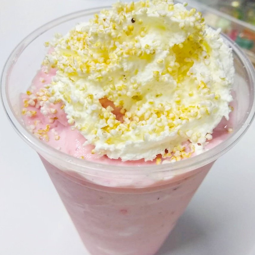 yayhelados's tweet photo. #ViernesCoqueto de #malteadasconoiquete yay! #yayhelados https://t.co/9QZ2t4Oohg