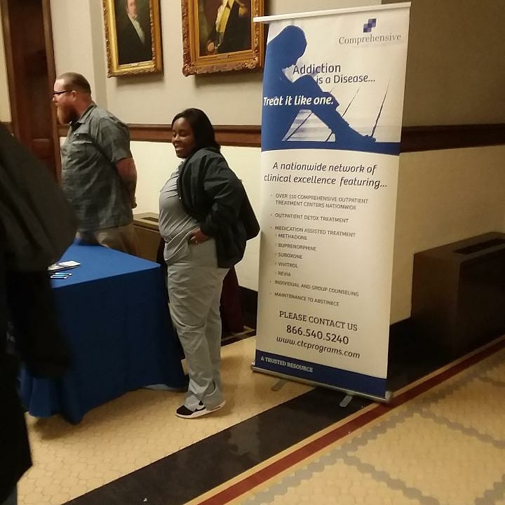 rechfoundation's tweet image. The Drug war is a huge pipeline fueling mass incarceration...Get Educated...Get Informed...from all experts...Recovery Day at MS State Capitol had many my favorites on the frontlines,  #EndItForGood, Christina Dent, #MississippiLEAD, Angela Mallette!! #GetInvolvedMS #Solutionist