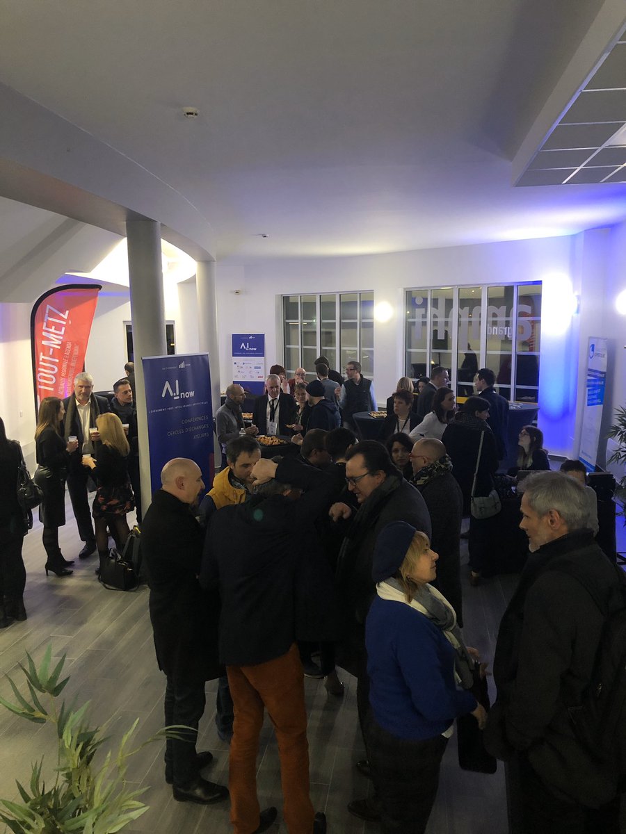 GroupLogin's tweet photo. C’est l’heure de l’After Work I-Apéro organisé par @GENumerique ! #AInow20 https://t.co/t63znxyl1u