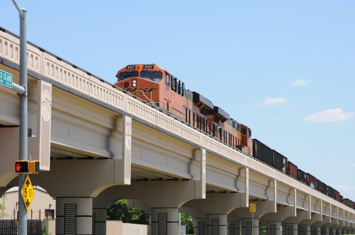 DFWNewsFlash's tweet image. Southwestern Rail Conference Discusses Technological Innovations in Rail Safety: ow.ly/nLss50yfJb2 #swrail20 #dfwnewsflash
Written by @the_littlest_a
