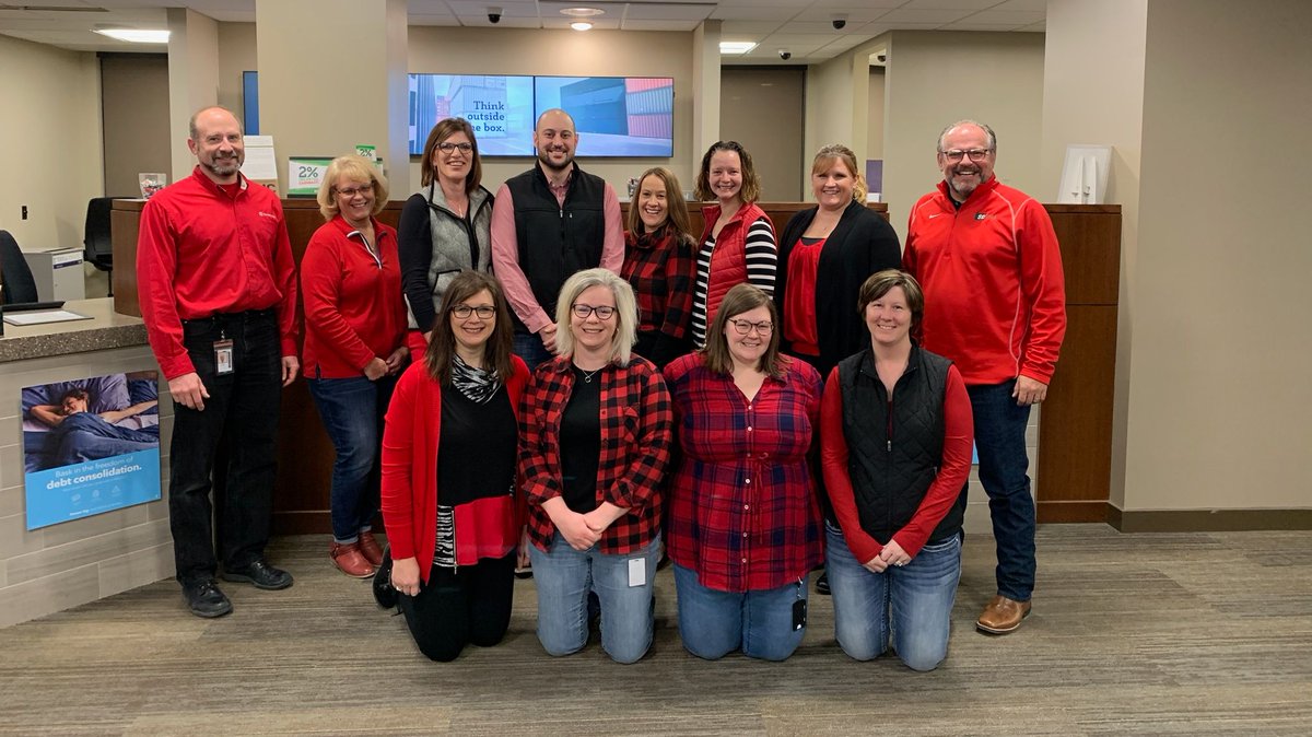 fnbo's tweet image. FNBO is proud to celebrate #NationalWearRedDay to help raise awareness about women and heart disease. Are you wearing red today? ❤️