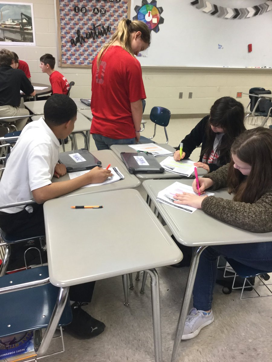 DixonMms's tweet photo. Reading “Out of the Dust” and creating Jamboards for summarizing ⁦@TCBOE⁩ ⁦@MunfordMiddleAL⁩ #empoweredMMS https://t.co/CxHTGUsYC0