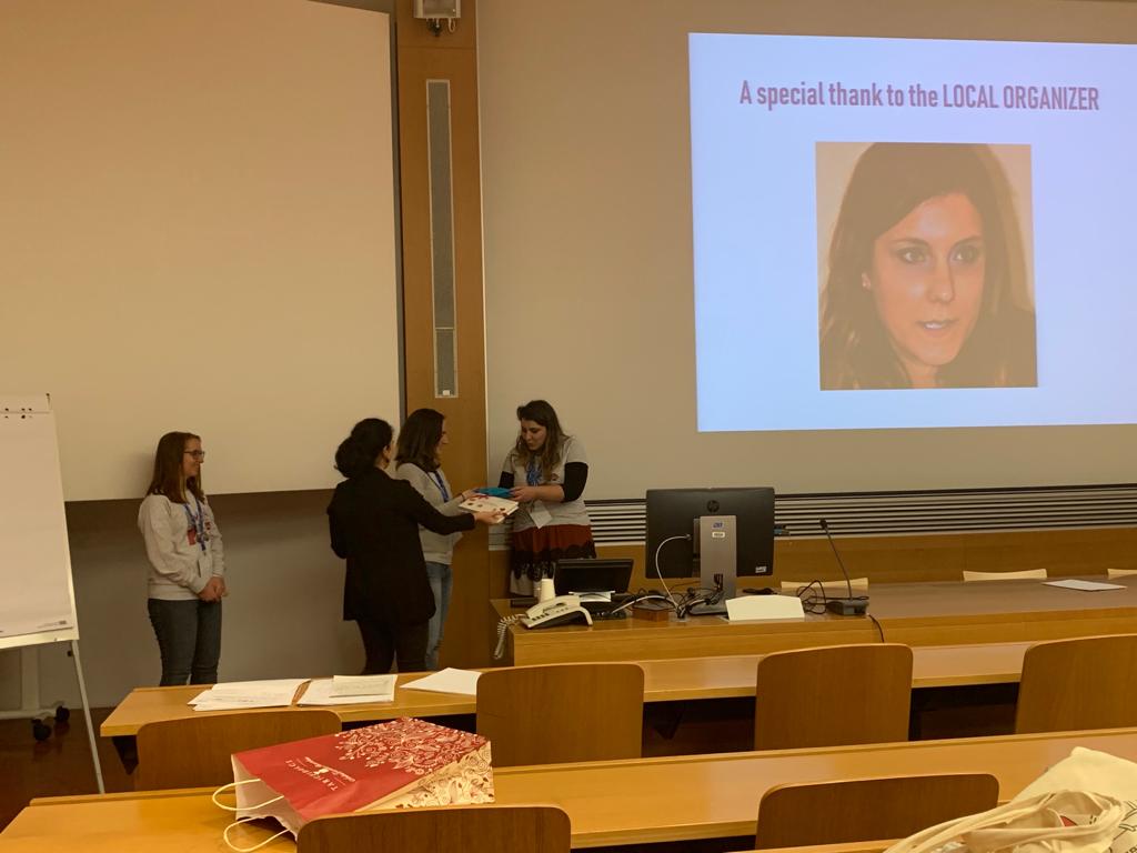 AIROyoung's tweet photo. Closing session of #4AYW
Three days that ran away so fast, full of wonderful talks, inspiring plenary and special sessions, motivational moments to keep going with our research! Thank you all for participating, see you next year #ORisCommunity #orms https://t.co/OOEyXAKNd9