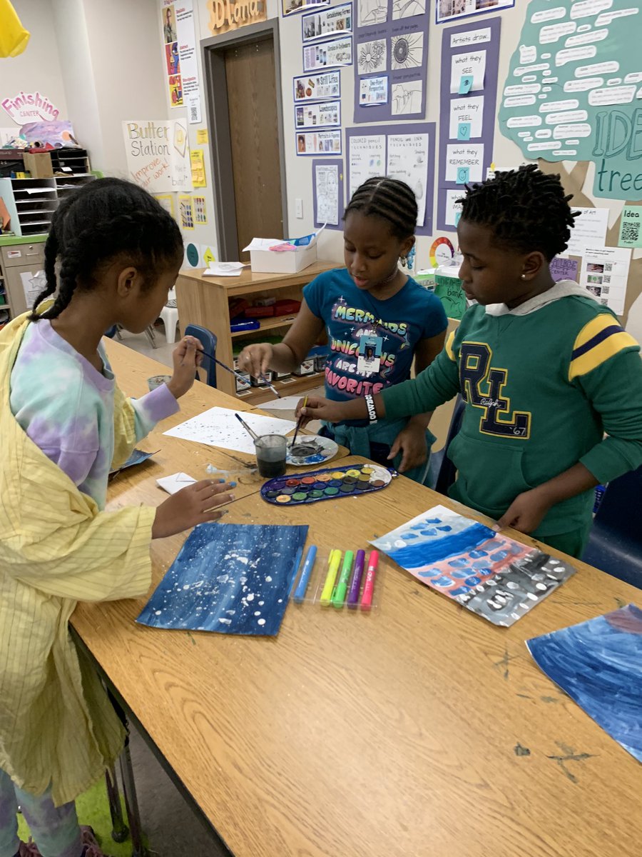 GunterTigerArt's tweet photo. Sharing the #joyofpainting in 3rd grade on a Friday. One of our new students had never painted in an Art studio before. He was fearless with it. So happy to watch that experience! @CoyMillerElem @friscoisd #FISDart @friscofinearts #FISDfineartsleads #TABstudio https://t.co/hwVxHHjv6W