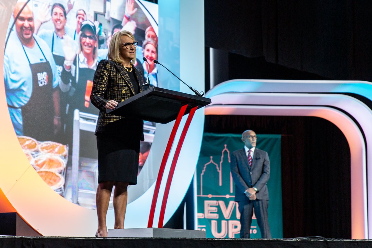 IaconoProds's tweet photo. We had a great day at the @ColumbusChamber Annual Meeting on Thursday. Congratulations to all of the award winners and to our crew for another successful event!
#FlashbackFriday #eventprofs https://t.co/gEMidc9Pnj