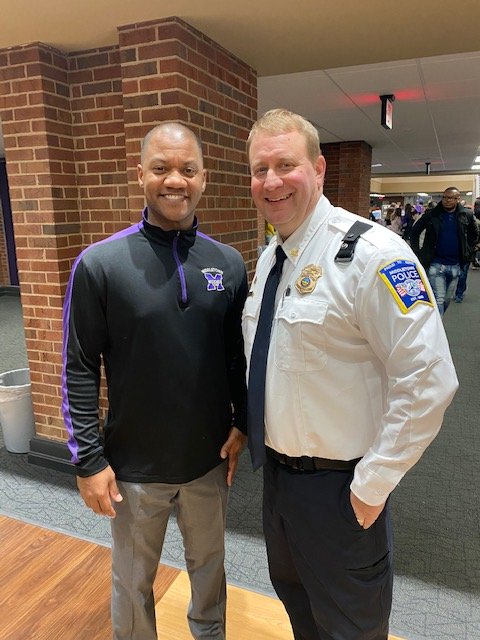 MPDOhio's tweet photo. Chief Birk, Officer Owens and Sgt.Nelson attended an awesome event last night at Middletown City Schools for Middie XL!!Great job guys!!
#MiddieRising #Middies #MiddieMagic #MiddieXL #ThisIsWe #WeAreMiddletown #MiddletownCitySchools #MiddletownOhio #MPDOhio @MiddletownOH https://t.co/qDyIq4v1Qq