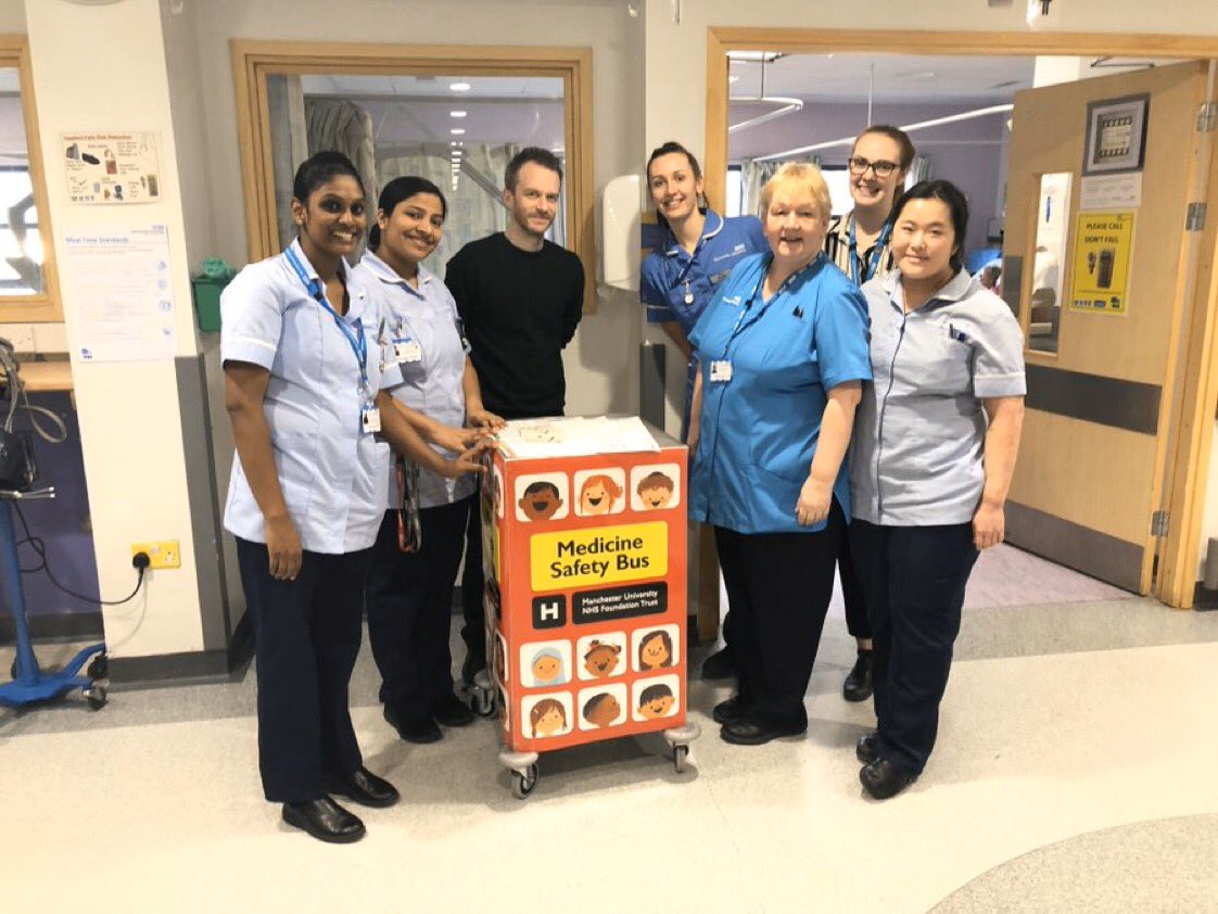 A7Ward's tweet photo. Medicine Safety Bus enhancing our knowledge today @A7Ward - thanks to the pharmacy team 👍🏼🏥#safetymatters @YvonneT14 @SueWhit73224135 @vikster1980 #alwayslearning #NHS #teamwork #medspecs https://t.co/Pf04pxccyZ
