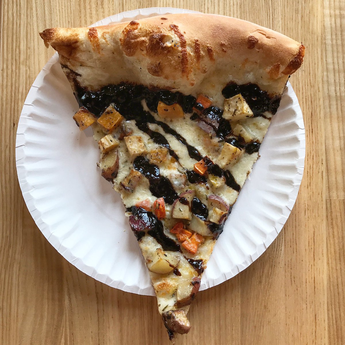 IansMadison's tweet photo. Happy #FreePizzaFriday! Retweet our tasty weekly special and you’ll be entered to win 8 free slice cards! We’ll announce our winner on Monday (2/10)! #IansPizza https://t.co/tVqv8ILokj