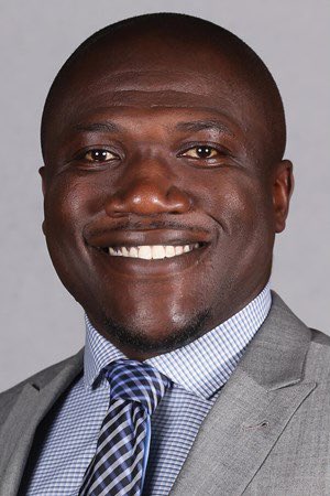 HowardShatsky's tweet photo. He was a linebacker for the Ducks and now #Coaches at his alma mater.  Meet my newest client @CoachKwameUO!  Welcome to the family Kwame!

#CoachesAgent #GoDucks #OregonFootball #FromPlayerToCoach https://t.co/a10Kl8mm0V