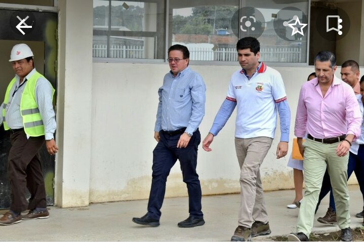 Jimmy20768's tweet photo. @ottosonnenh Sr vicepresidente recuerde esta foto tomada en la U. E.Otto Arosemena de Milagro, Ud hizo una promesa de entregarla en febrero 2020 y los trabajo se han paralizado. Esperamos su promesa se cumpla. https://t.co/zpzGsoqRHS https://t.co/yVVur5mU7z