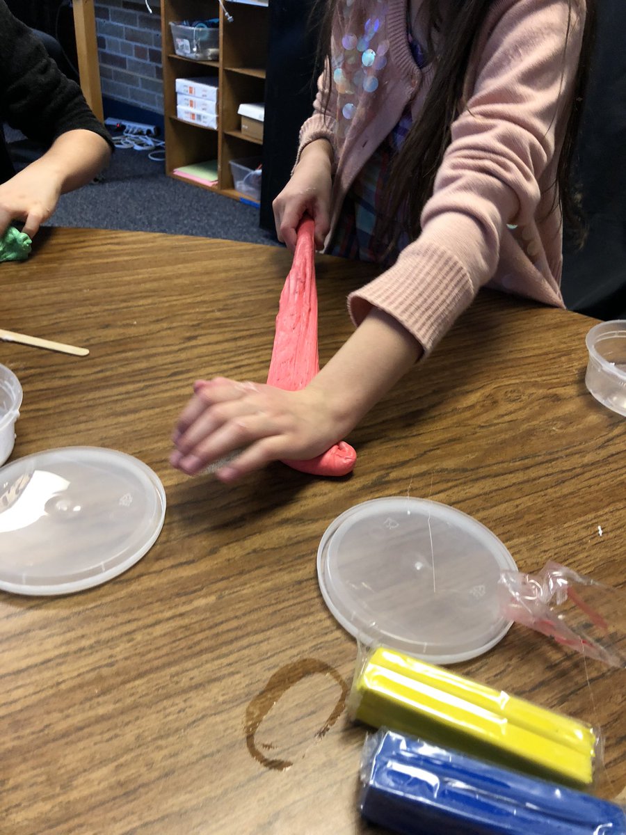 Ms_KBowers's tweet photo. Experiment: What happens if you add clay and baby oil to slime? #exploration #centralfoxes #D39online https://t.co/U0d5LgXGZz