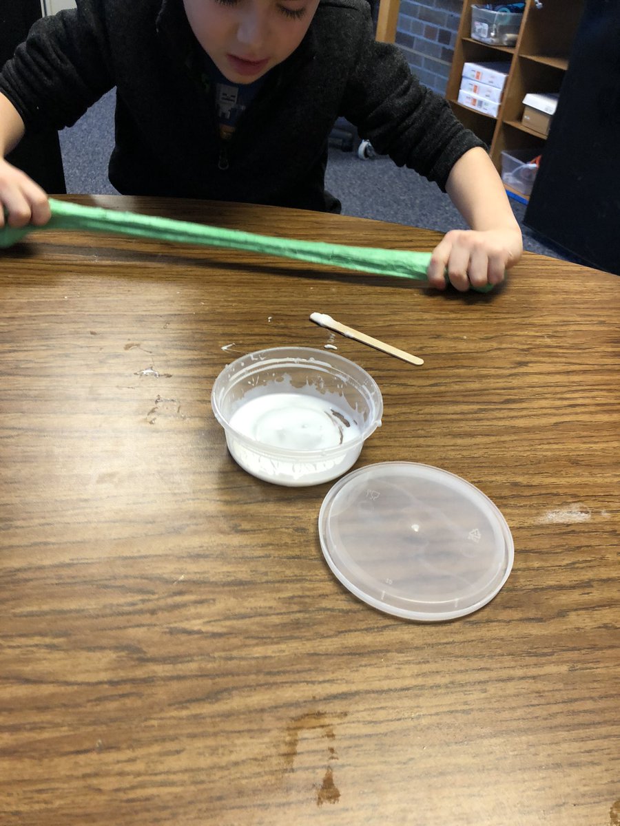 Ms_KBowers's tweet photo. Experiment: What happens if you add clay and baby oil to slime? #exploration #centralfoxes #D39online https://t.co/U0d5LgXGZz