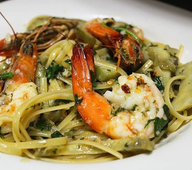 ¿Te apetece pasta para el almuerzo? #VenAPazzo a partir de las 12m, para que disfrutes de nuestra auténtica gastronomía italiana. <a href="/pazzoristorante/">Pazzo Ristorante</a>