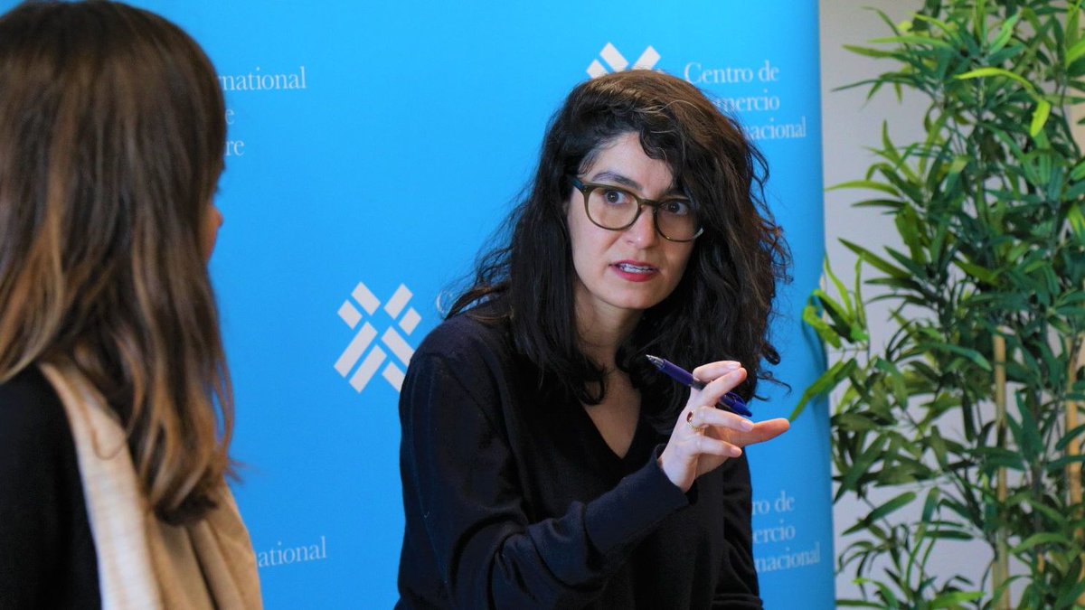 ITCnews's tweet photo. How can #trade work in fragile settings? Speakers at our #StaffTalks with @SashaKapadia of @Mastercard agreed that coordination and partnership – not single institutions working in silos - was crucial. https://t.co/qBiRwWpUTM