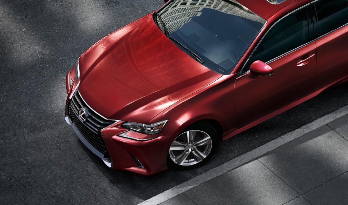 Wear red to keep your heart healthy &amp; drive red to keep it happy! #NationalWearRedDay 🚗😍