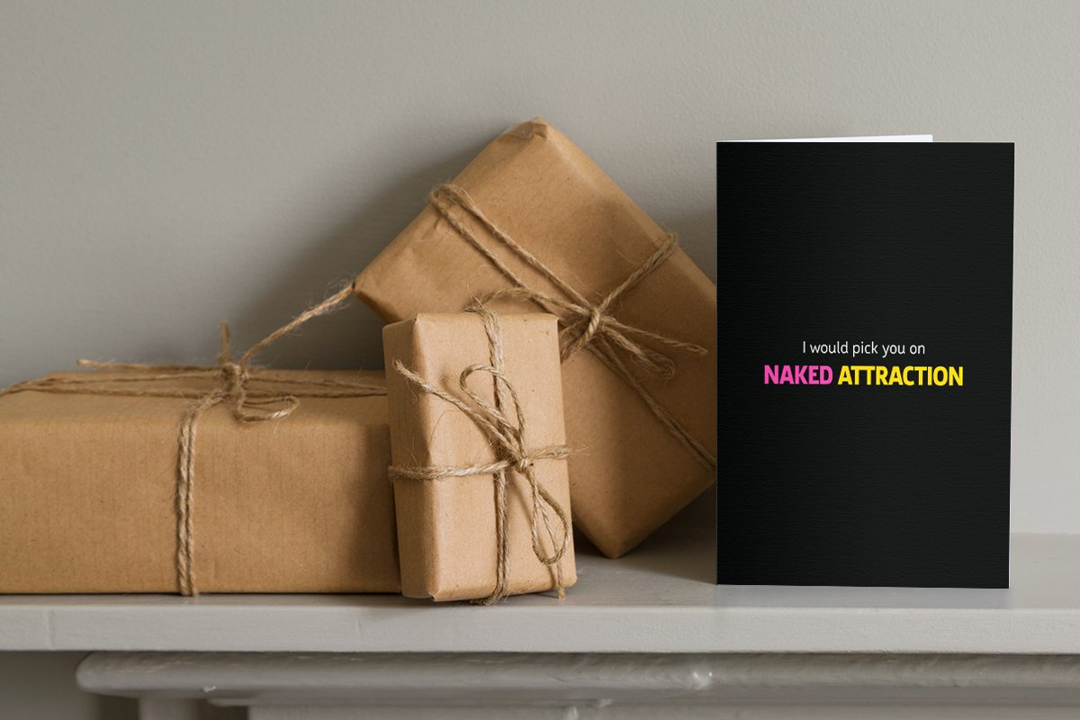 StuartSharples's tweet photo. Modern romance 😁 #MillenialRomance #ValentinesDay #NakedAttraction https://t.co/NWwIqYPeHu #findyourthing #redbubble @redbubble https://t.co/bXqJBy2mbI