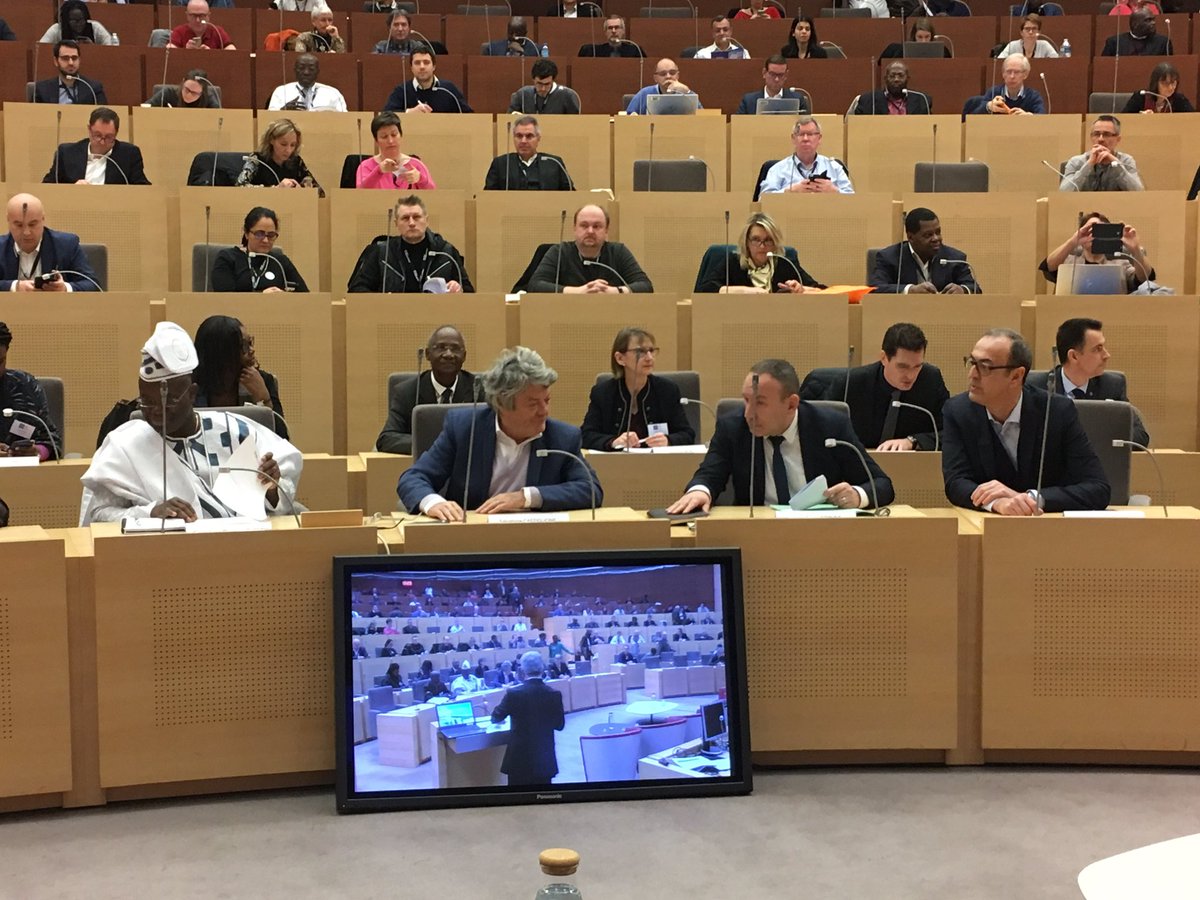 BeninEnergie's tweet photo. Présence remarquable du Ministre de l'énergie @houssoudjclaude et @SemeCity, @ARESSofficiel @Qottovoltaic à la deuxième édition du Forum des acteurs de l'énergie pour l'Afrique à #Lille ce Vendredi 7 Février 2020.
#BeninEnergie #SDGs #EnR #RégionHauts_de_France #PoleMEDEE #CD2E https://t.co/11AGNyBycj