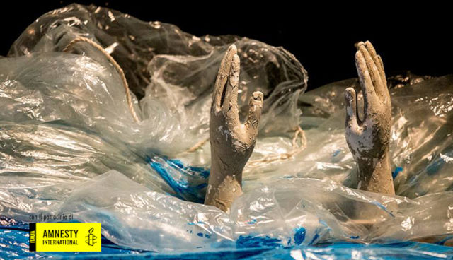 Un Capitano, duecentomila kili sulle spalle, il nuovo e bellissimo spettacolo del teatro Altrove Studio è in scena questo weekend (dal 7 al 9 febbraio) > vai con 2 biglietti ridotti del 33%➡️bit.ly/un-capitano-te…⬅️