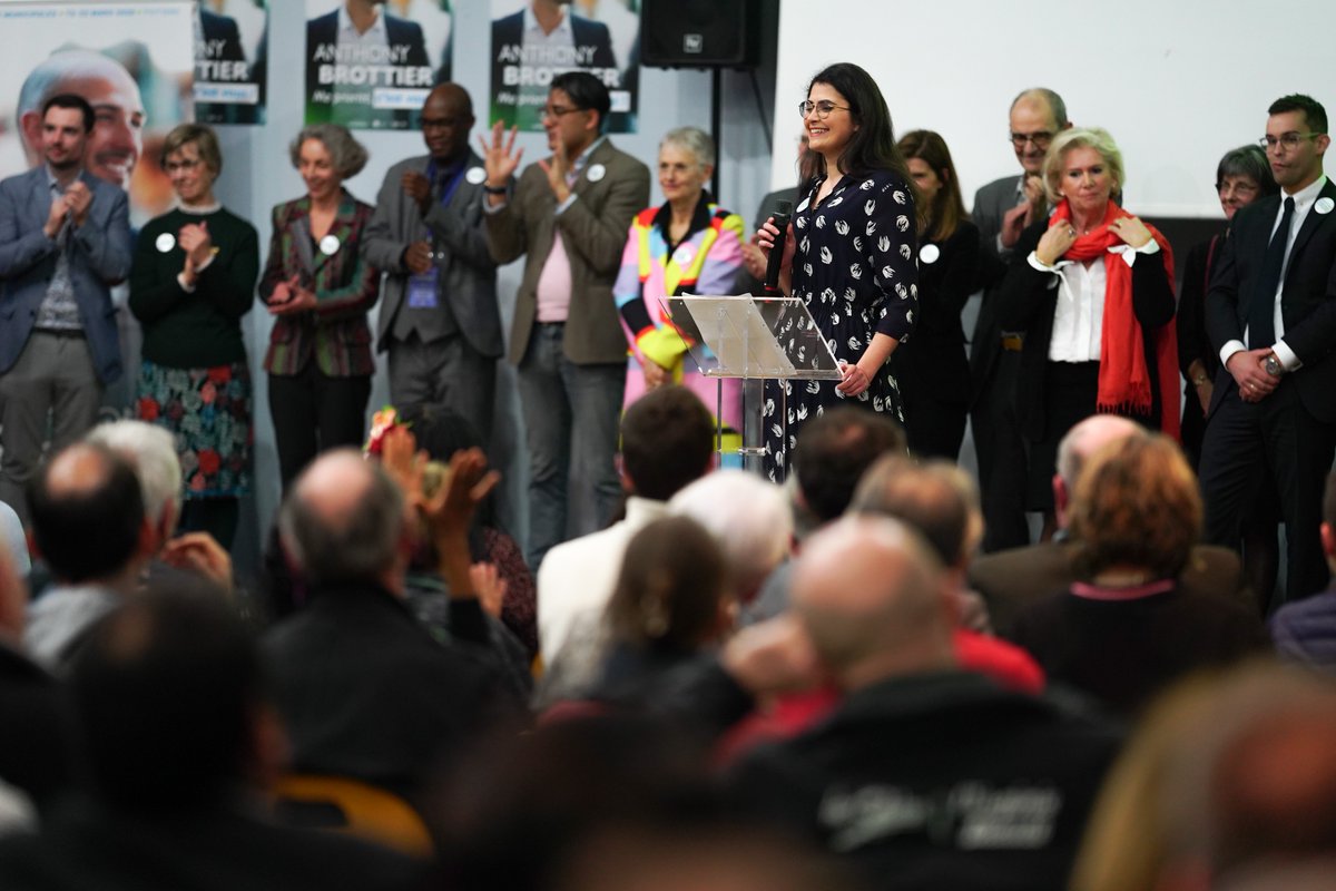 brottieranthony's tweet photo. Marion Bouge : "Lorsque nous avons rencontré les locataires #Ekidom ils nous ont fait part de leurs difficultés (chauffage, blattes, injoignable...)
Il sera nécessaire d'établir une nouvelle politique de l'habitat et de revoir intégralement la gouvernance d'EKIDOM"
#Brottier2020 https://t.co/P52nJR9e7U