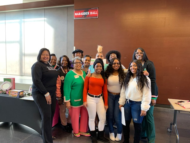 HawksCounselor's tweet image. Another nice part of the #LISDHBCU college fair was the chance for students to learn about student life while at college. There were able to meet with organizations like @akasorority1908 to learn about how organizations can enhance a college experience.