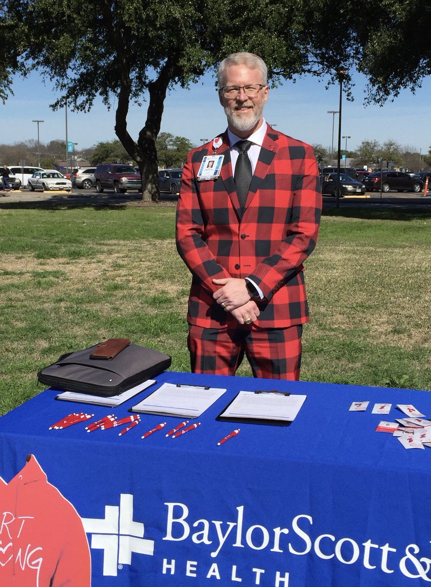 #HeartOTXHeartMD goes Red! Great to have a DOM Chair who is all in on fighting Heart Disease. 🪓
