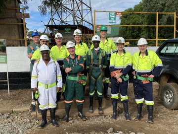 View image on Twitter