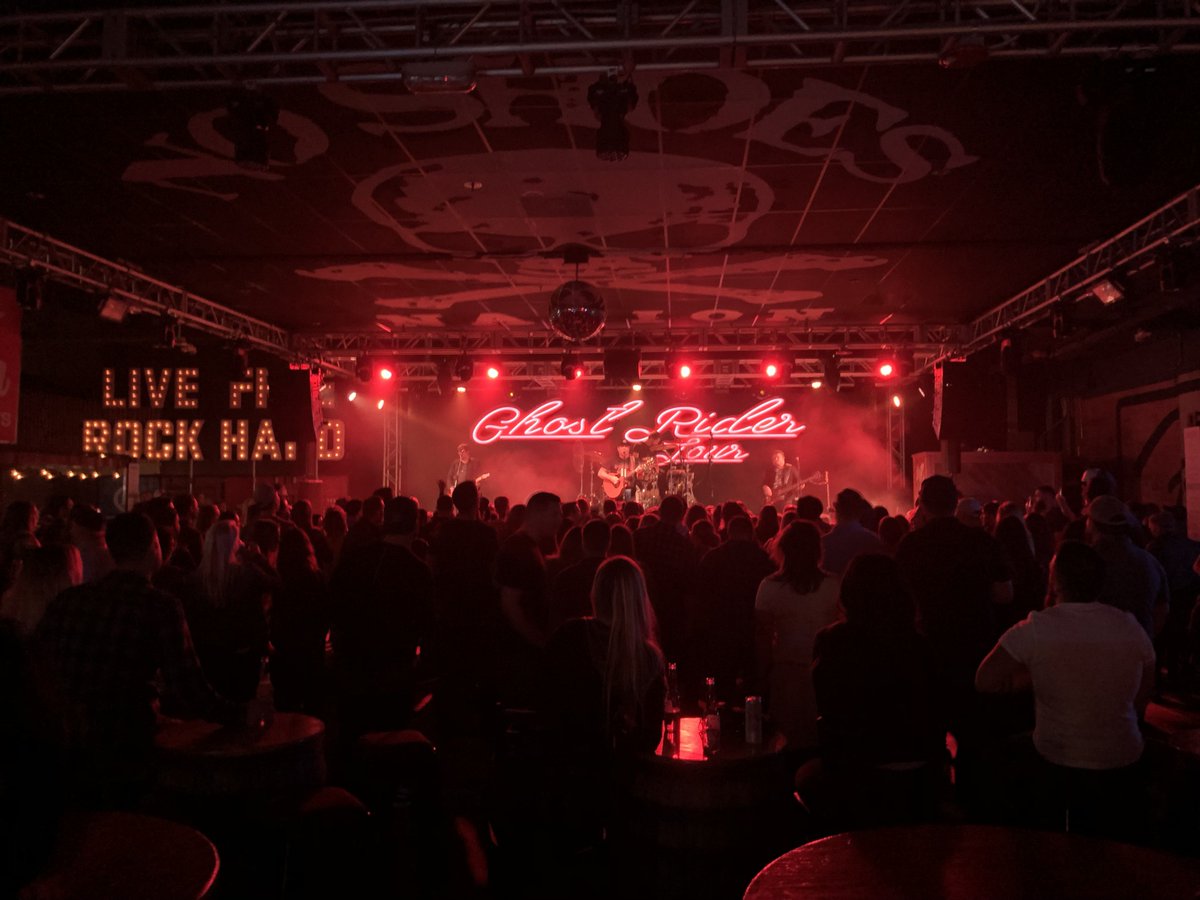 jrodfromoz's tweet image. Had an awesome time kicking off #GhostRiderTour last night! Thanks @moonshinebeach! Can't wait to throw down tomorrow @thebrandiniron! bit.ly/GhostRiderTour