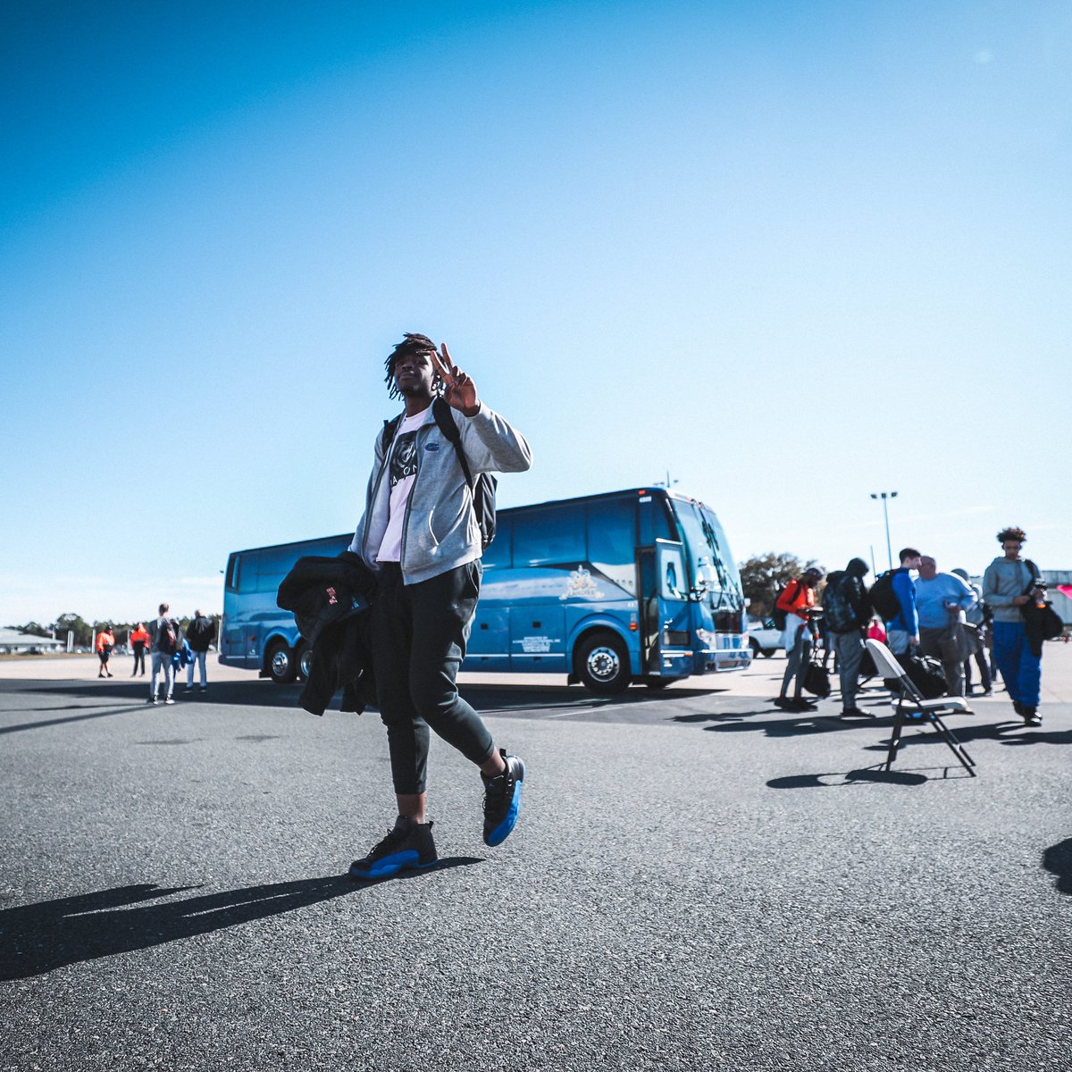 GatorsMBK's tweet photo. 🛫 Oxford, MS 

#GatorsHoop https://t.co/7yGV5kf6XD