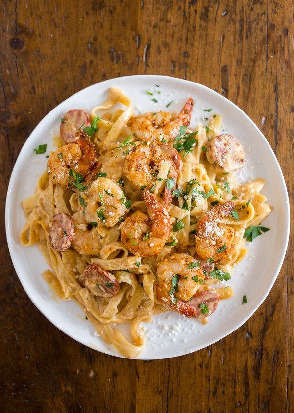 Make some delicious shrimp fettuccine alfredo for #nationalfettuccinealfredoday! 

Inland Seafood takes pride in their long history with local shrimpers along the Gulf Coast and quality importers from around the world!