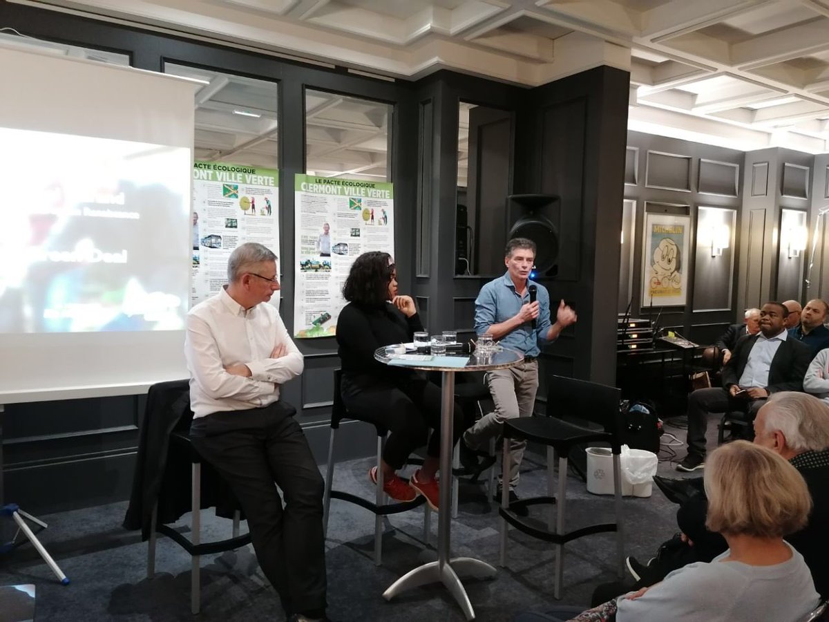 2020Clermont's tweet photo. PRÉSENTATION DU PACTE ÉCOLOGIQUE POUR CLERMONT-FERRAND PROPOSÉ PAR @EricFaidy 
#Faidy2020
#ChangerClermont

#PacteÉcologique #ClermontFerrand

Ce soir, nous sommes avec @PDurandOfficiel pour proposer un pacte écologique aux Clermontoises et Clermontois pour notre ville. https://t.co/gmBb3dpD1p