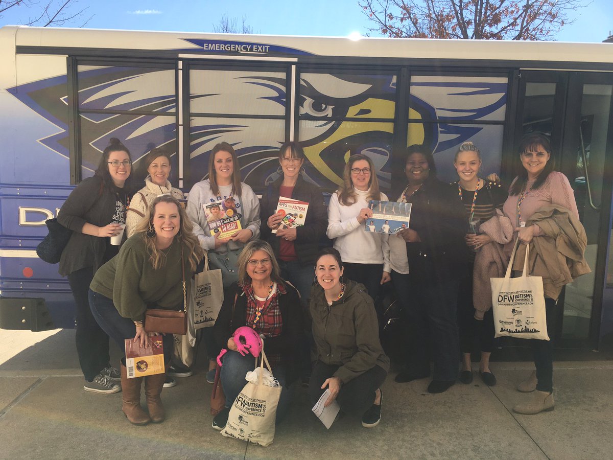 April613's tweet image. Decatur ISD Special Programs staff have been learning about Autism for the past two days! @decaturisd @FEATNT