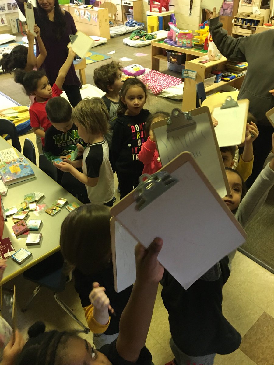 AvasmomJen's tweet photo. Trash can hunt. Data collection, preschool style! #scpsi #reducereuserecycle #thatsalotoftrashcans #tallymarks https://t.co/hNE2FxJDvG