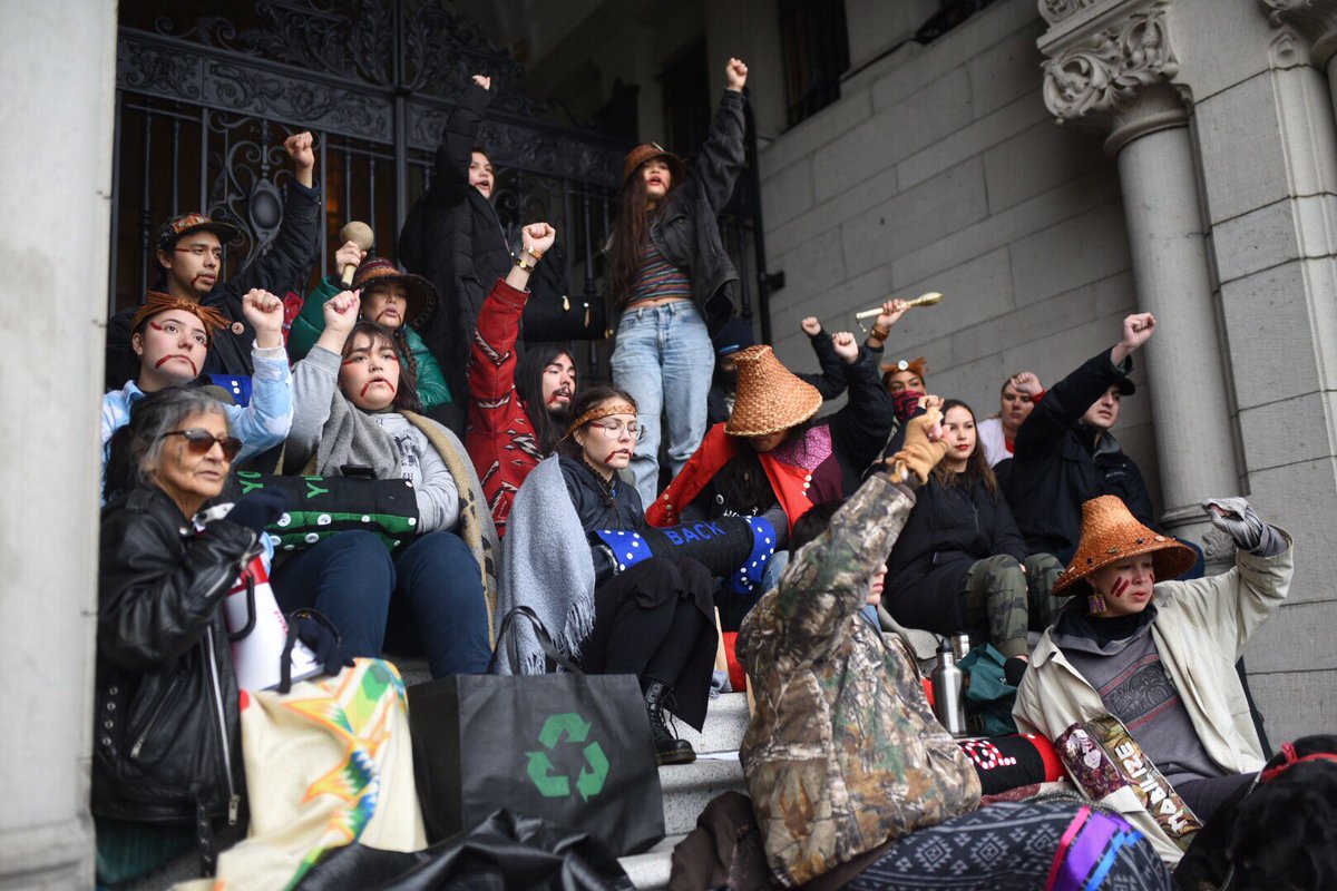 siiamhamilton's tweet photo. We are not trespassing. The RCMP is Tresspassing. We are not Tresspassing. Coastal Gas Link is Tresspassing. We are not Tresspassing. John Horgan is Tresspassing. We are not Tresspassing. CANADA is Tresspassing. #AllEyesOnWetsuweten #WetsuwetenStrong https://t.co/B5ua158wwd