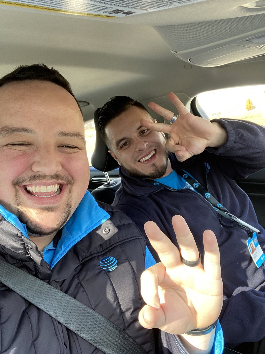 First ride a long.... On the spot sale with the layups included— big time hustle, Julian! 

@ORVElites @EastRegionIHX <a href="/Karingarrido2/">Karin Garrido</a>