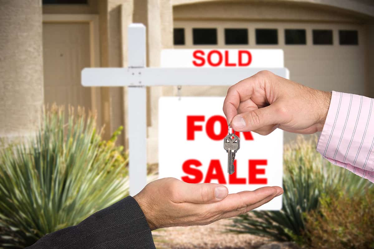 If you're interested in selling your home, but don't want to deal with a realtor, our team will make the process easy for you! Reach out to our team today to learn more about our services! We look forward to assisting you!

Learn More: ow.ly/ogCl50ydn0P