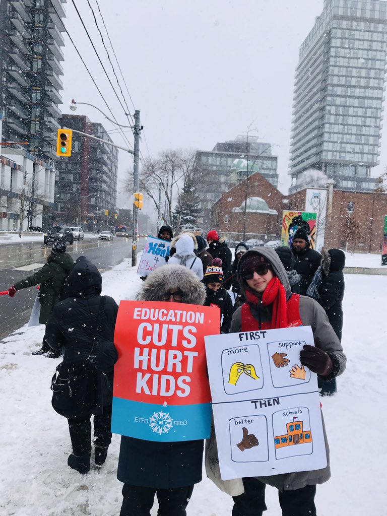 msxavier123's tweet photo. Teachers are also parents, aunts, uncles, &amp; grandparents. We are walking for the education rights of our present &amp; future generation students, children, nieces, nephews, &amp; grandchildren! #ETFO #ETT #cutshurtkids #classsizematters #RedforEd  #Istrikebecause https://t.co/4YmlJlhRao