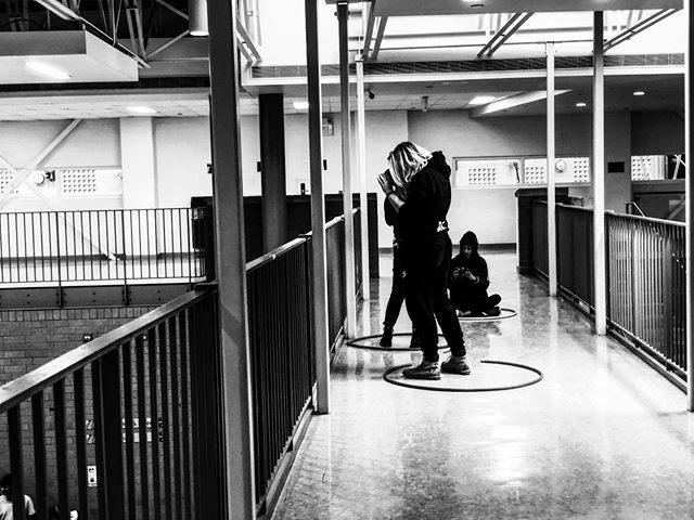 burton_creates's tweet image. Wrapping up week 1 of photo with the #hoolahoopchallenge #11photo #innerrodchenko #gettinartsy ift.tt/2OyHlLF