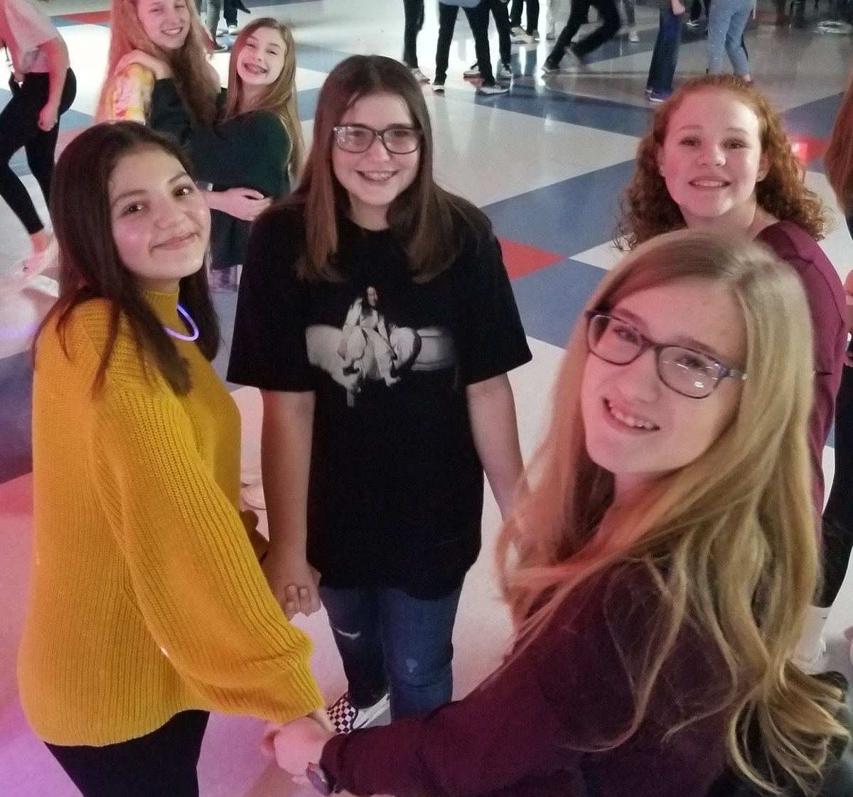 Friends, food, and a dance! Nothing better than to be at the best junior high in America on Friday night!! #NPJH  #NewPalProud <a href="/JamesRVoelz1/">NPJH Principal</a> @MrsAmberConnors