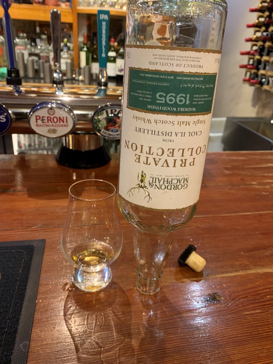 FishRetreat's tweet photo. Just sold a customer the last dram of one of my favourite whiskies
Gone but never to be forgotten 😢
https://t.co/vdFMITrKln
#hardtosaygoodbye #tears #whisky #lastdram #caolila #greatdrams #whiskyporn #lostmyfridayfeeling #whiskyshop #whiskybar #AwardWinning #onlineshop https://t.co/k8fX0meoFf