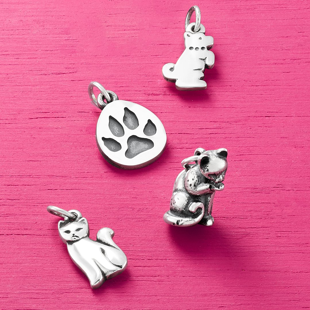 These charms celebrate the furry friends that hold a special place in your heart. Shop the collection at bit.ly/2H1XCoo.

#petcharm #sterlingsilverjewelry