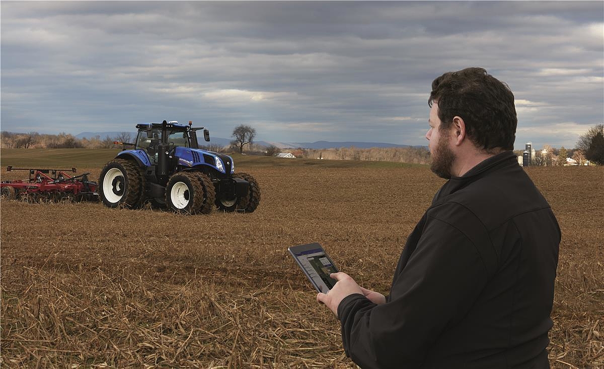 McGavinFarmEquipment tweet media