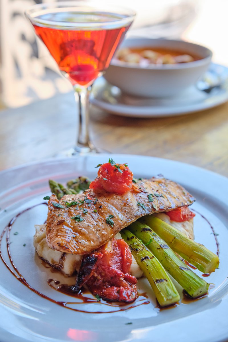 Colorful food is FUN food. 🌈 Stop by and try our honey Balsamic salmon! It's packed with flavor and paired with asparagus, creating the perfect dinner for your palate. 😋