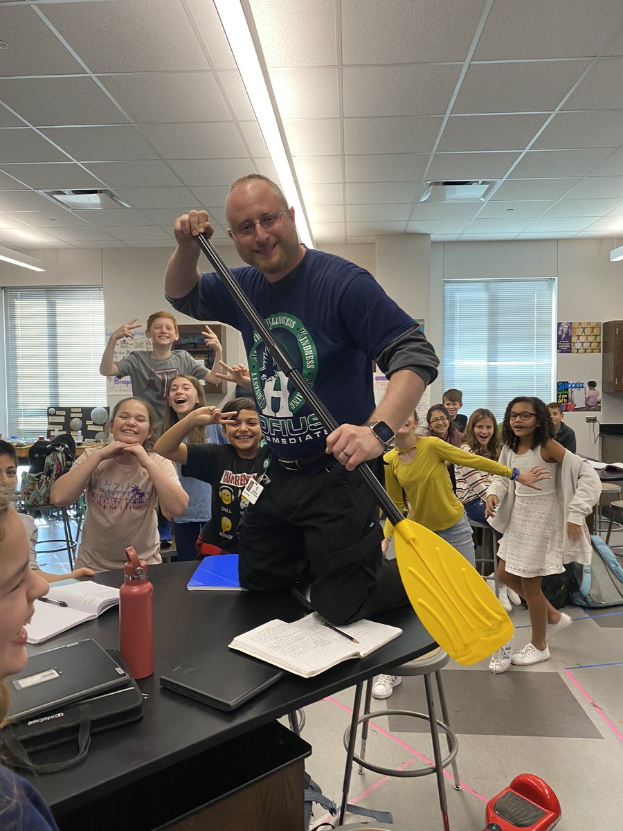 Passing the oar to Mr. Selinger...he keeps 6th grade science rowing in the right direction helping us to reach our destination. <a href="/HofiusKISD/">Hofius Intermediate</a> <a href="/selingerscience/">Mr. Selinger's Science</a> <a href="/paigecmoser/">Paige Moser</a>