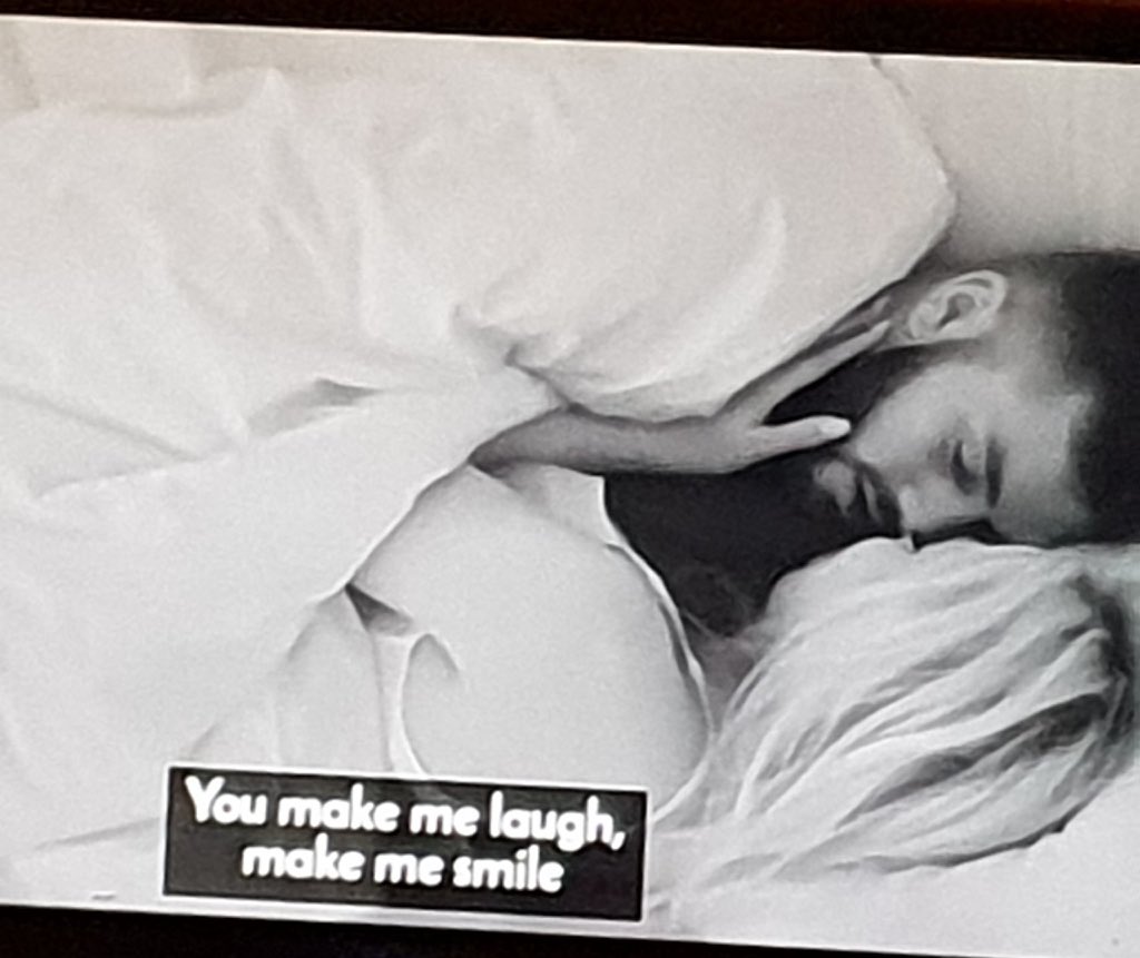 swiftwidcws's tweet photo. finn whispering to paige that he thinks she’s beautiful and that she makes him happy is the purest thing on this series so far. i’m so in love with them #loveisland https://t.co/fcEedYzCzv
