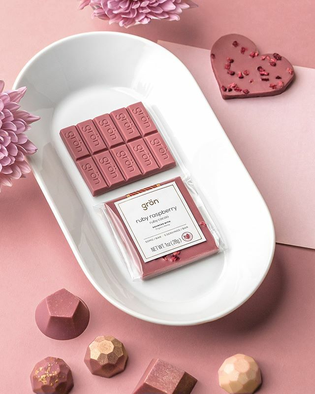 eatgron's tweet photo. Happy Friday! ❤️ Only 3 more days to order our CBD edibles, tinctures, and skincare with guaranteed delivery for V-Day! Link in bio 🥰⁠
.⁠
.⁠
.⁠
#groncbd #gronchocolate #cbdedibles #cbdchocolate #hempinfused #ruby #rubycacao #rubychocolate #cbdwel… https://t.co/BwR1qvZzIk https://t.co/WazCdr7Vp5